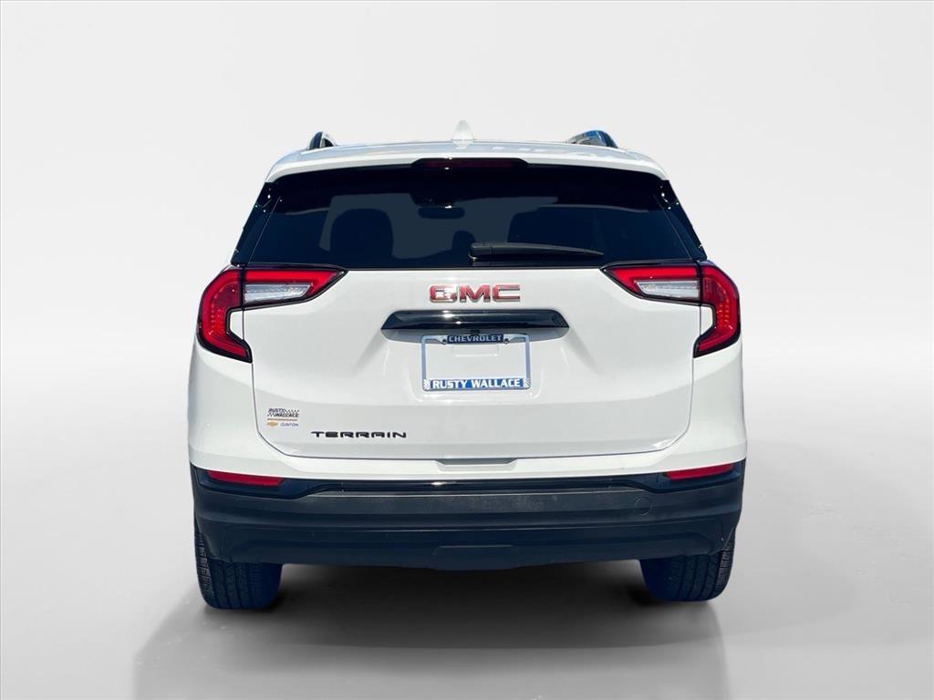 Used 2023 GMC Terrain SLE w/ Elevation Edition FWD image 6