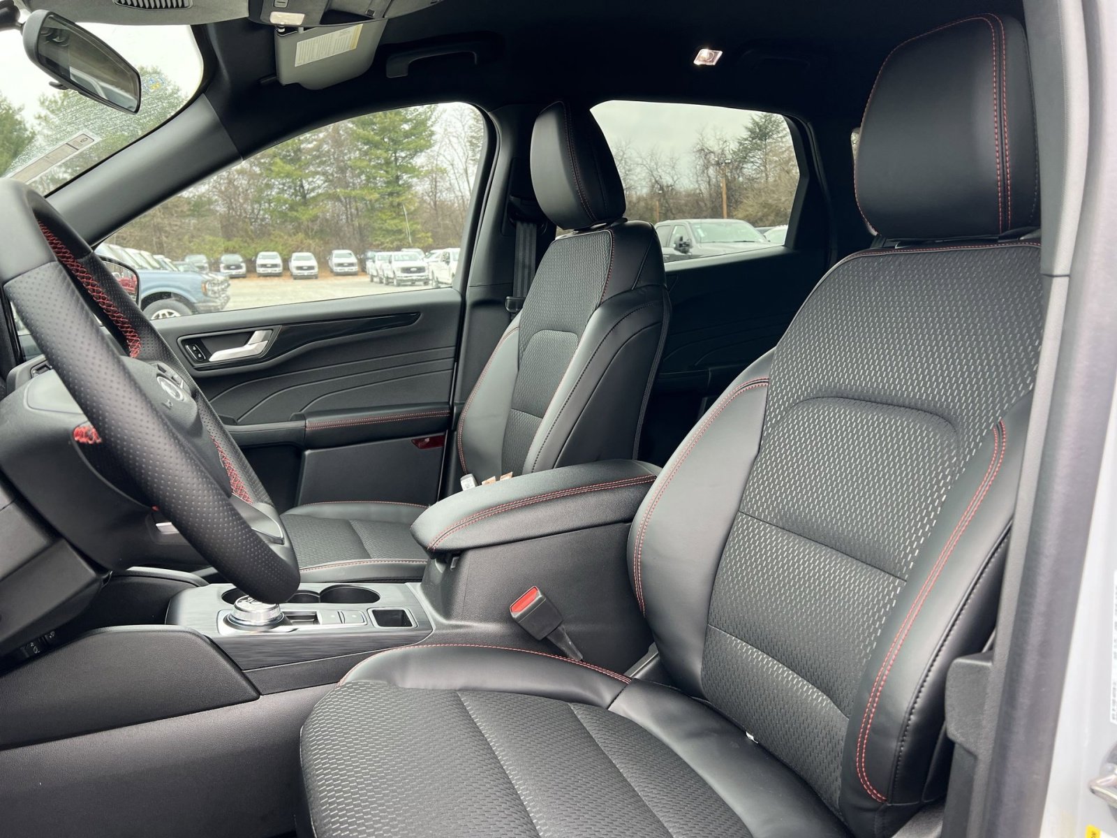 New 2026 Ford Escape ST-Line Select w/ Equipment Group 401A image 13