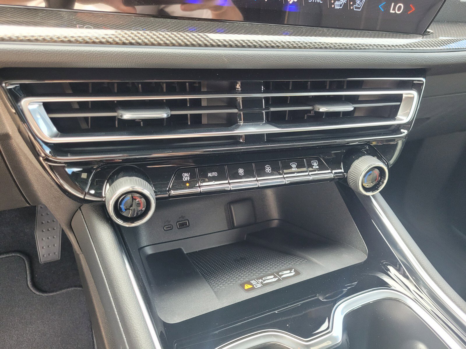 New 2026 Chevrolet Traverse High Country image 28