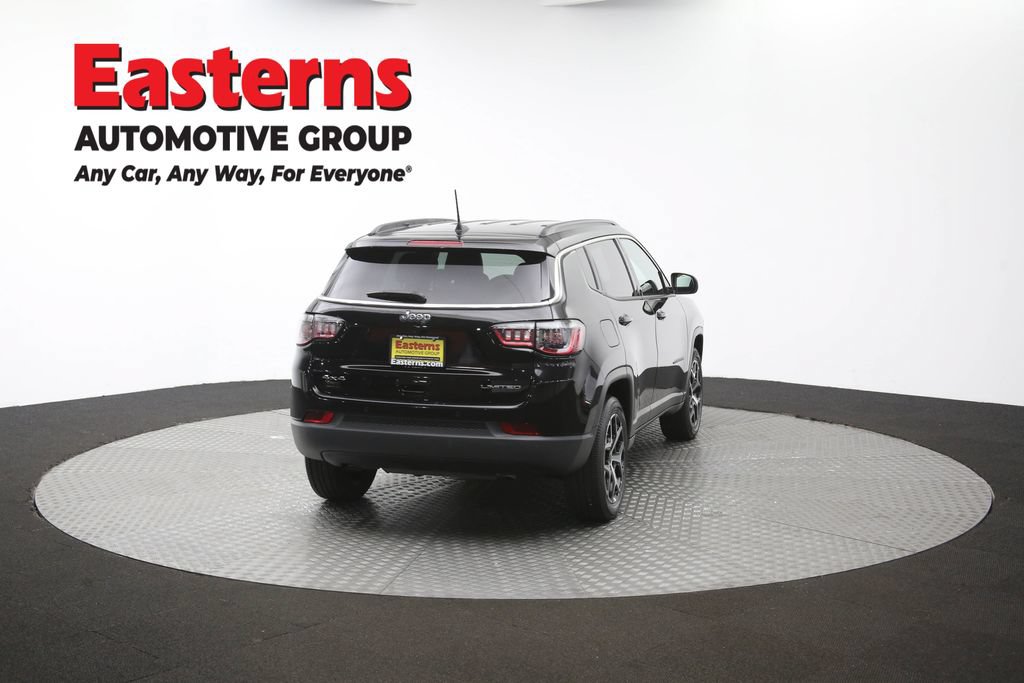 Used 2025 Jeep Compass Limited AWD/4WD image 38