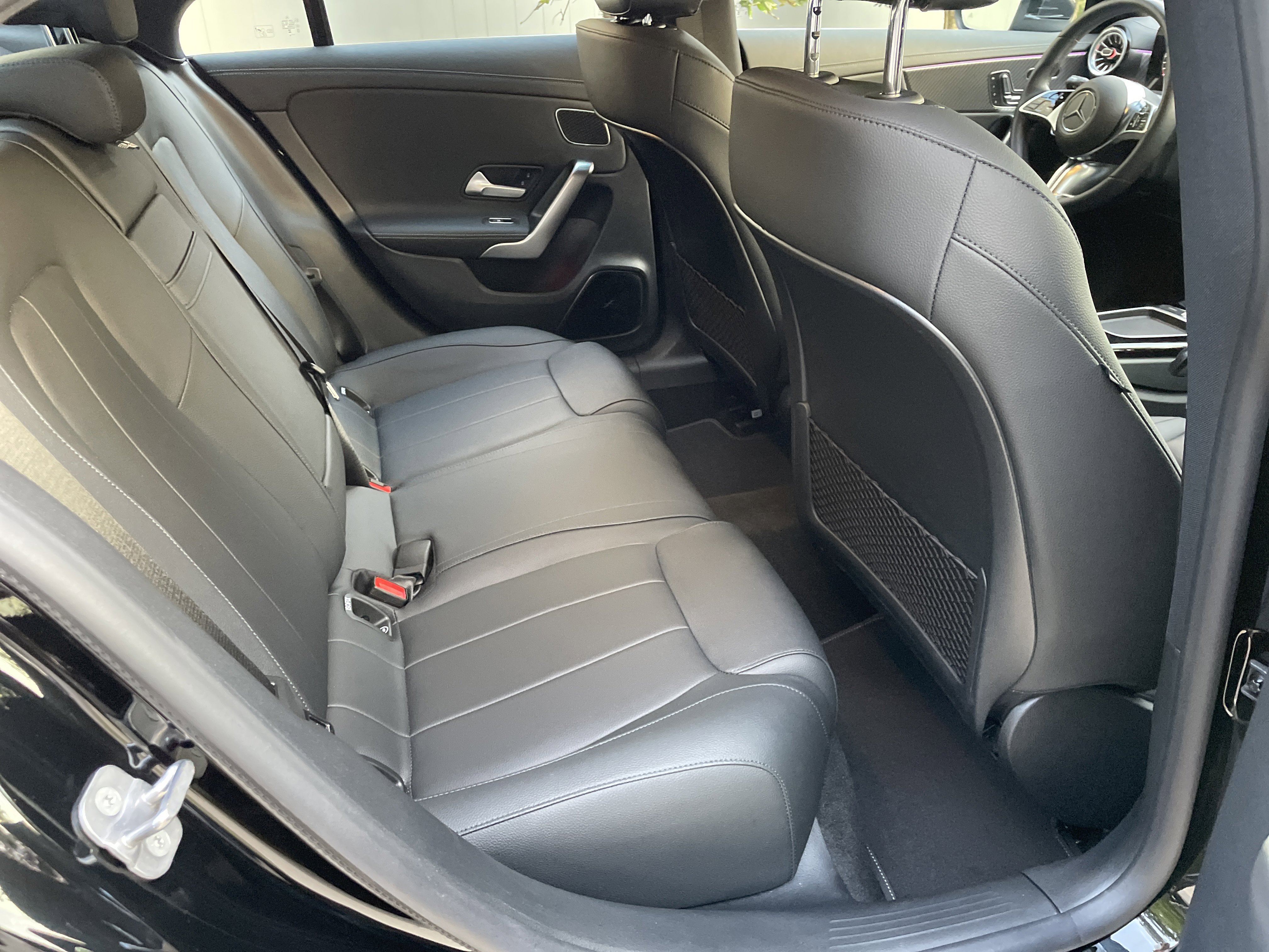 Used 2025 Mercedes-Benz CLA 250 4MATIC w/ Exclusive Package image 42