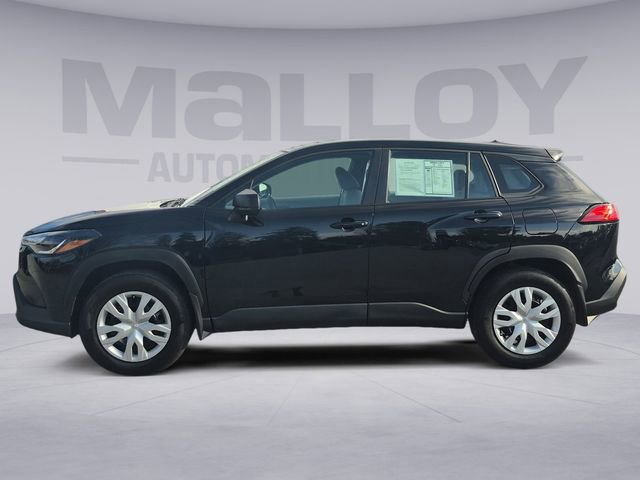 Used 2024 Toyota Corolla Cross L video 2