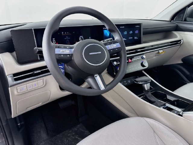 Certified 2026 Hyundai Tucson SEL FWD image 13