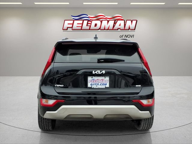 Used 2024 Kia Niro EX Touring FWD image 7