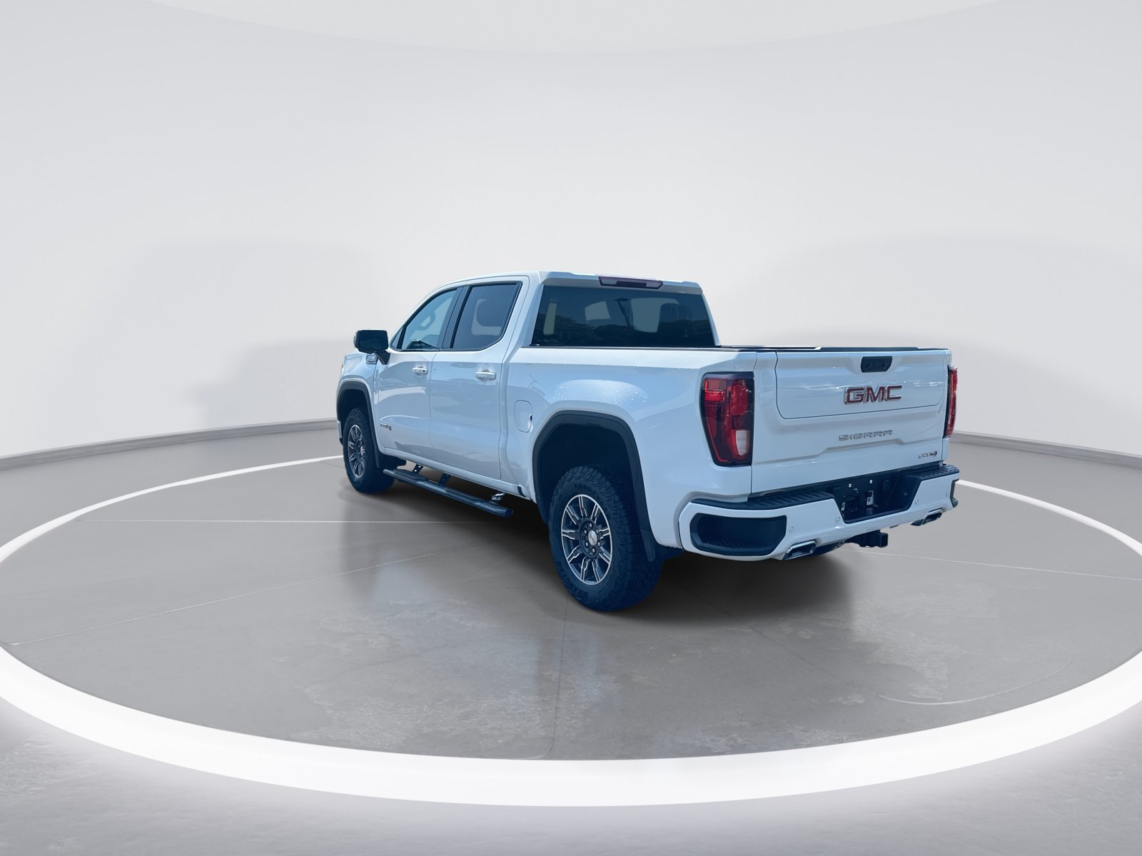 Used 2025 GMC Sierra 1500 AT4 AWD/4WD image 7