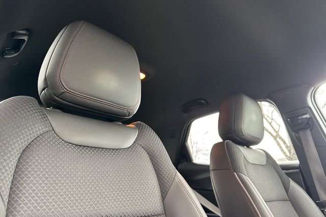 Used 2023 Chevrolet TrailBlazer RS w/ Convenience Package image 17