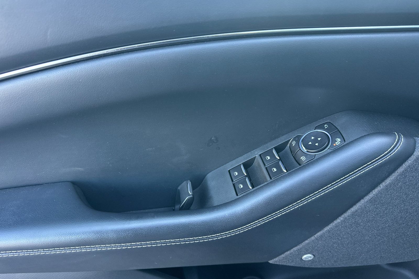 Used 2022 Ford Mustang Mach-E Premium RWD image 10