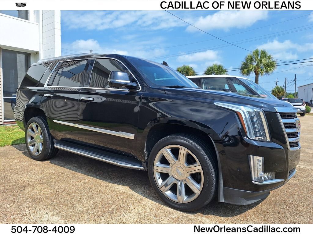 Used 2020 Cadillac Escalade Premium Luxury RWD image 1