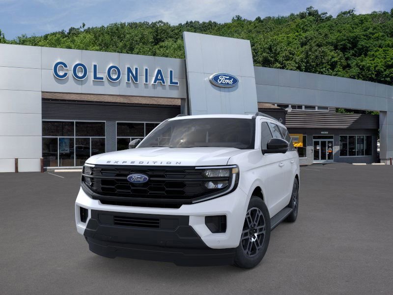 New 2025 Ford Expedition Active image 2