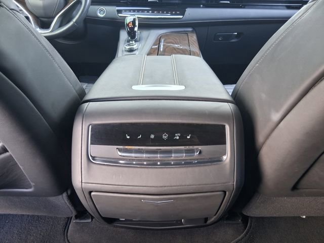 Used 2023 Cadillac Escalade Sport Platinum AWD/4WD image 28