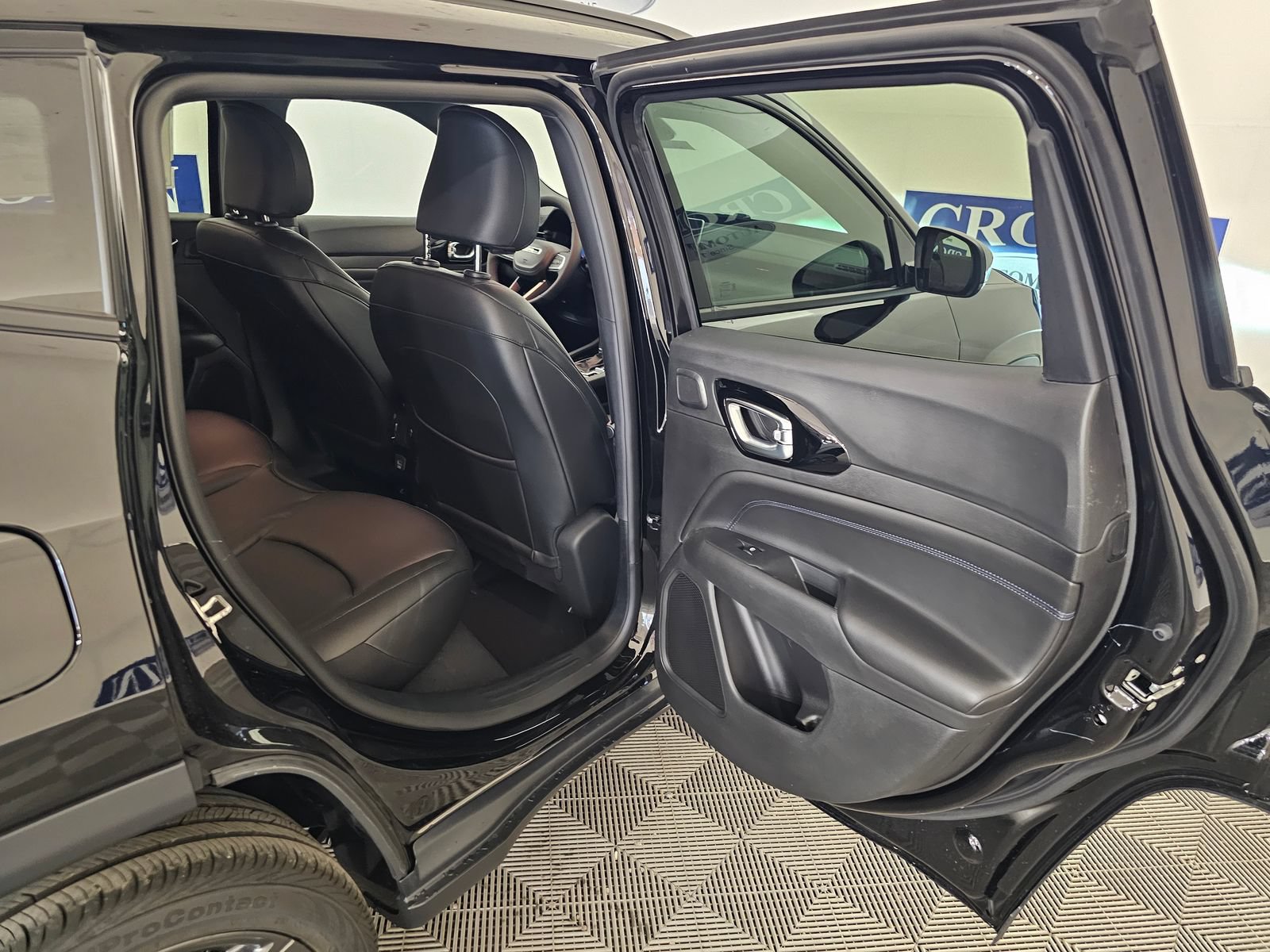 New 2026 Jeep Compass Limited w/ Sun, Sound & Navigation Group AWD/4WD image 24
