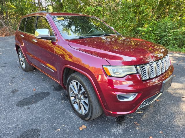 Used 2018 Jeep Grand Cherokee Overland AWD/4WD image 3