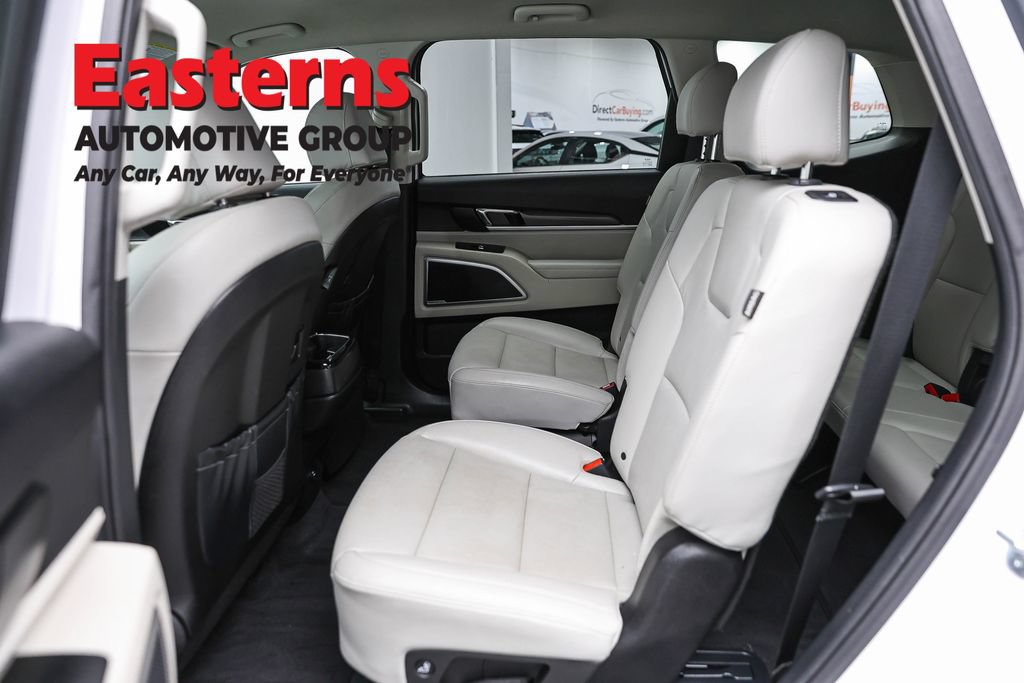Used 2023 Kia Telluride S FWD image 23
