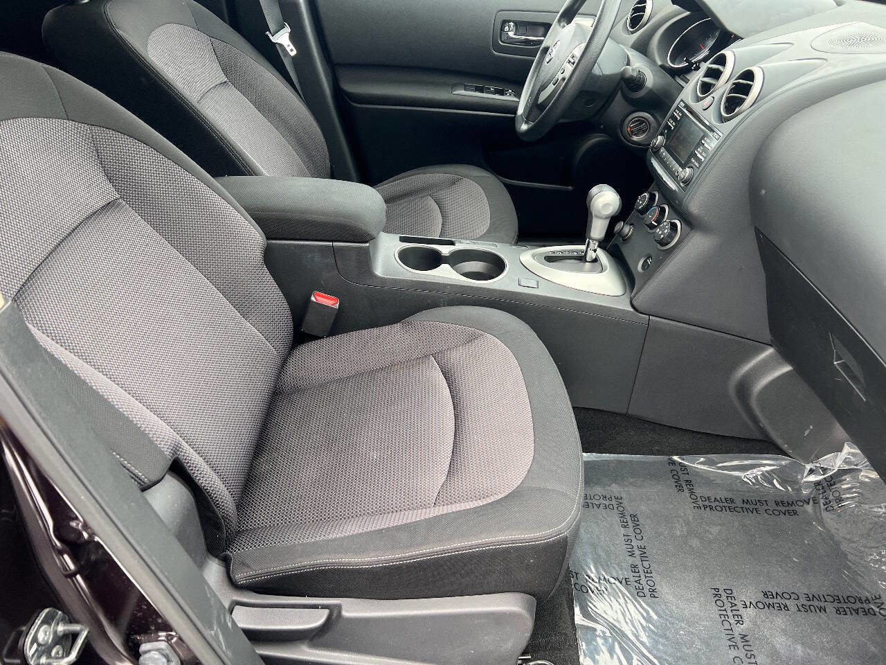 Used 2012 Nissan Rogue SV image 25