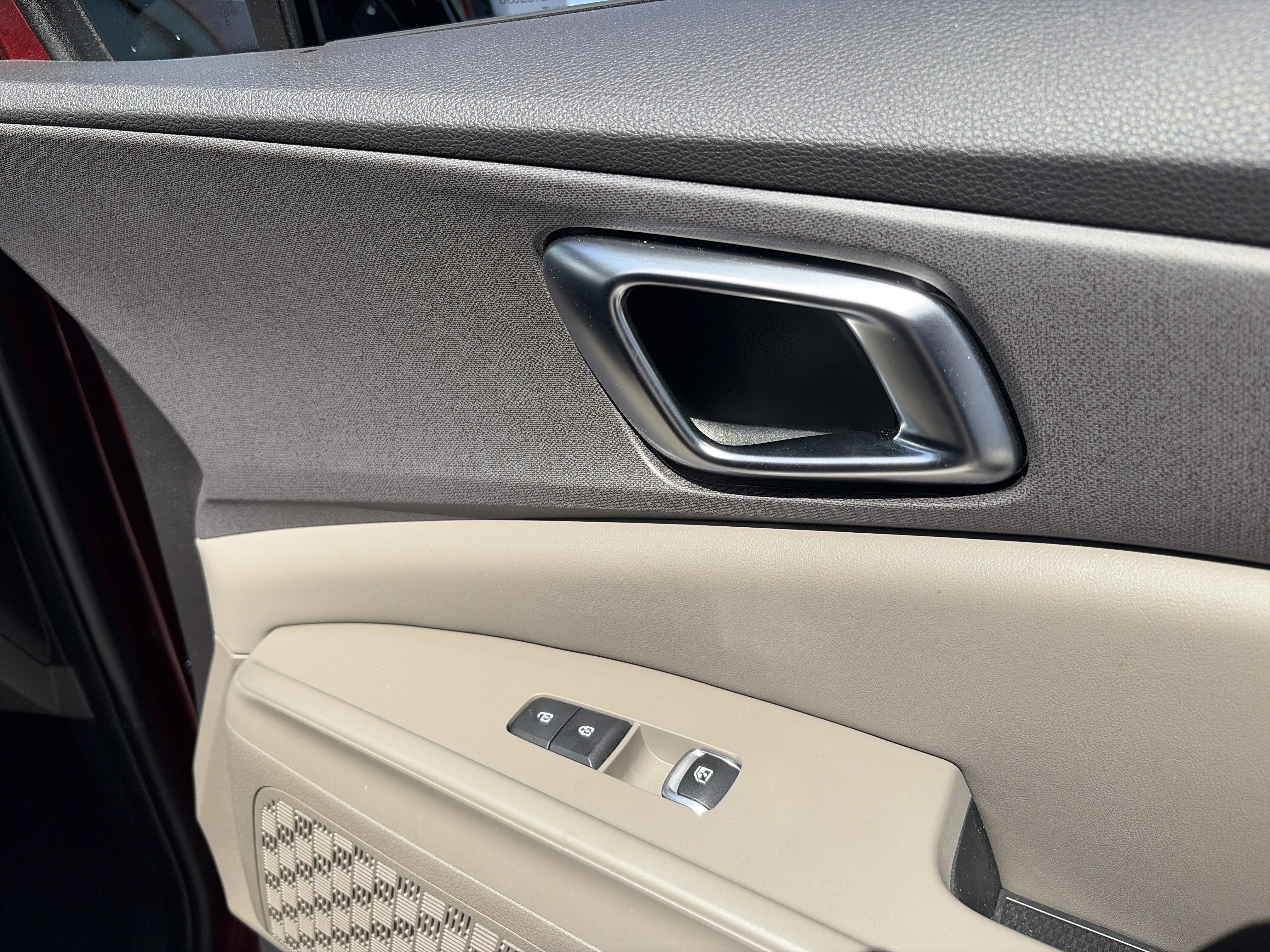 Used 2026 Kia Carnival EX FWD image 38