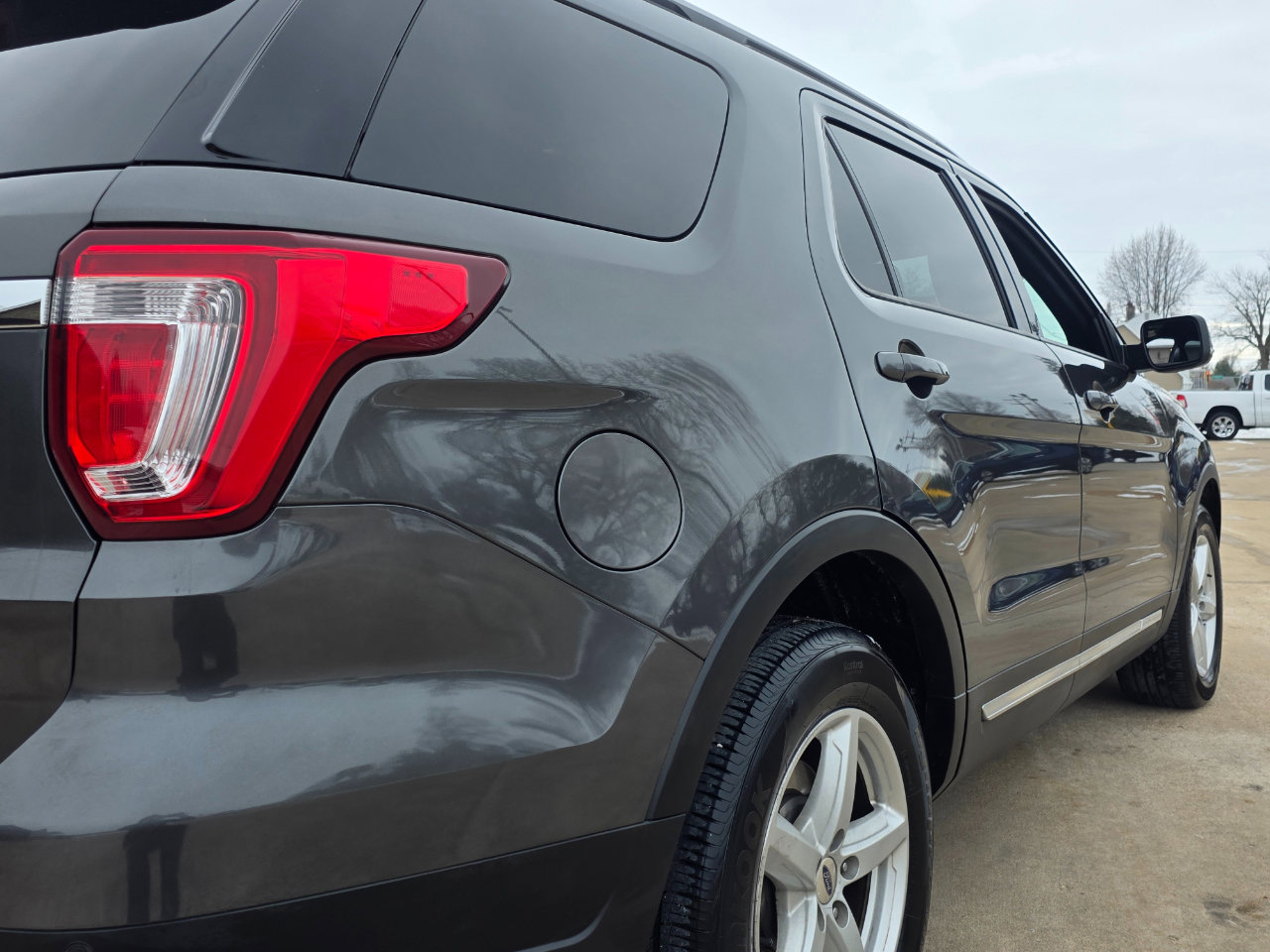 Used 2019 Ford Explorer XLT w/ Equipment Group 202A image 20