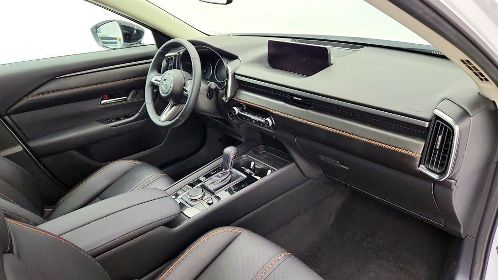 Used 2025 MAZDA CX-50 AWD 2.5 S w/ Cargo Package image 24