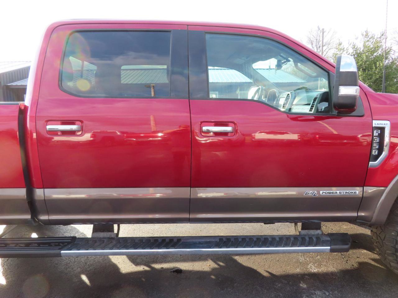 Used 2017 Ford F350 Lariat w/ Chrome Package image 21