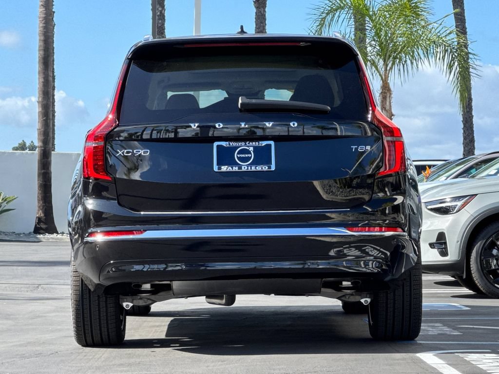 New 2026 Volvo XC90 T8 Ultra w/ Protection Package Premier AWD/4WD image 4