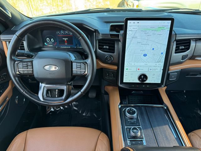 Used 2023 Ford Expedition Max Platinum AWD/4WD image 4