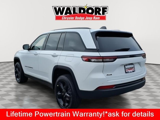 New 2025 Jeep Grand Cherokee 4WD image 5