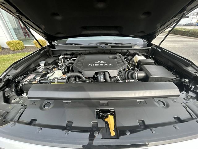 New 2026 Nissan Armada SL w/ Captain's Chari Seat Package image 10