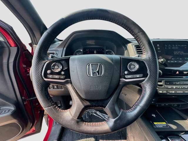 Certified 2024 Honda Passport Black Edition image 14
