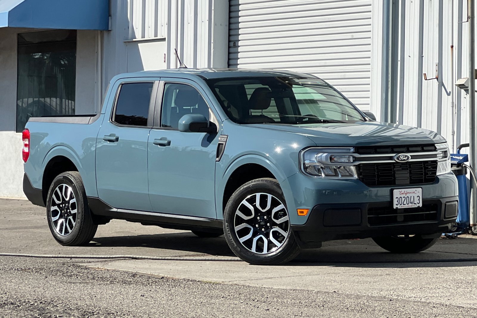 Certified 2022 Ford Maverick Lariat w/ Lariat Luxury Package FWD image 2
