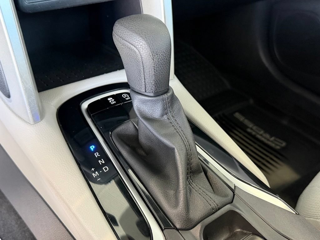 Used 2022 Toyota Corolla Cross L FWD image 26