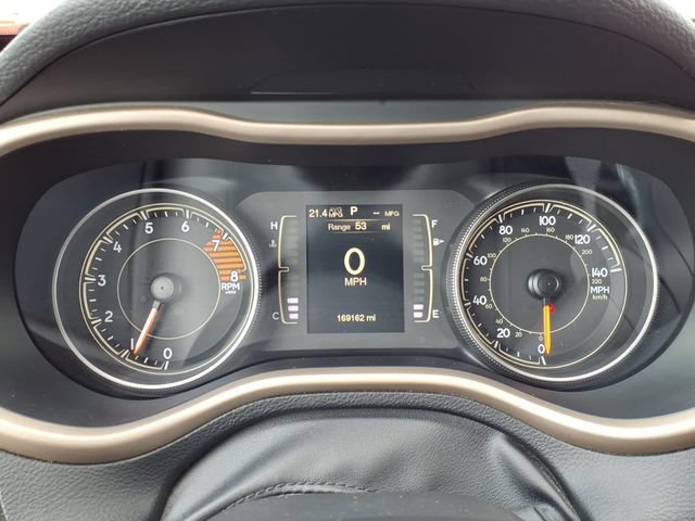 Used 2016 Jeep Cherokee 75th Anniversary AWD/4WD image 29
