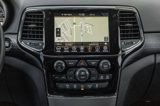 Used 2021 Jeep Grand Cherokee Laredo X image 8