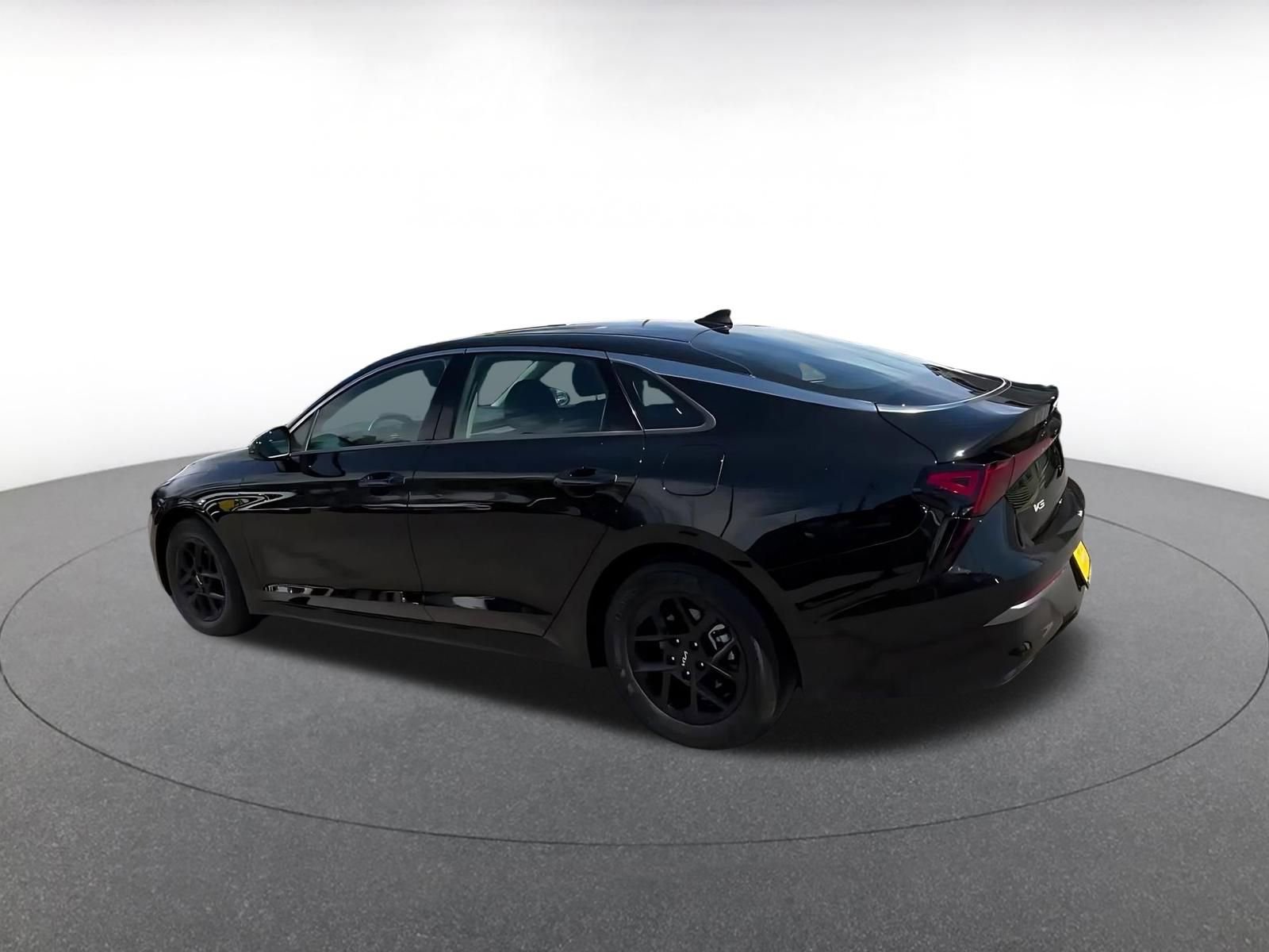 Used 2025 Kia K5 LXS image 10