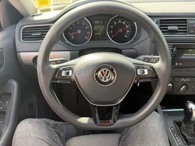 Used 2017 Volkswagen Jetta S FWD image 10