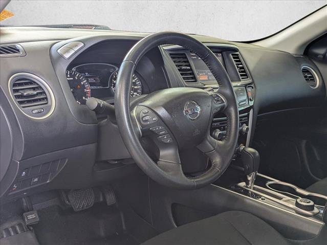 Used 2020 Nissan Pathfinder SV AWD/4WD image 3