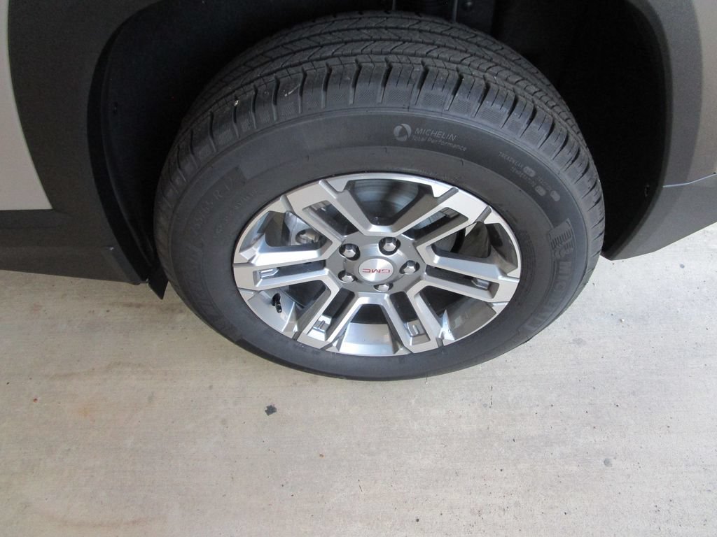 New 2026 GMC Terrain Elevation w/ Technology Package II FWD image 10