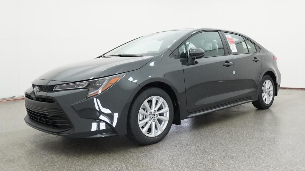 New 2026 Toyota Corolla LE FWD image 17