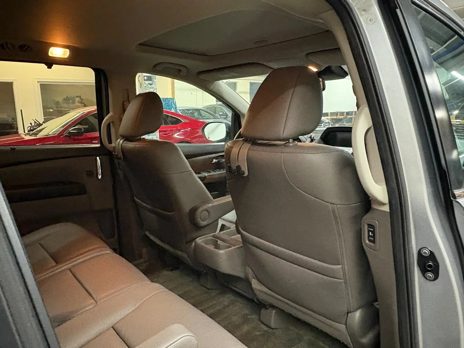 Used 2016 Honda Odyssey EX-L image 23
