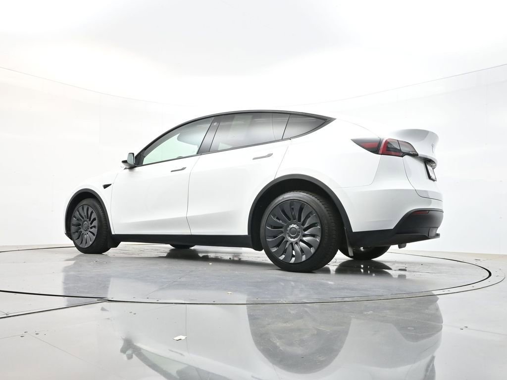 Used 2023 Tesla Model Y Long Range AWD/4WD image 33