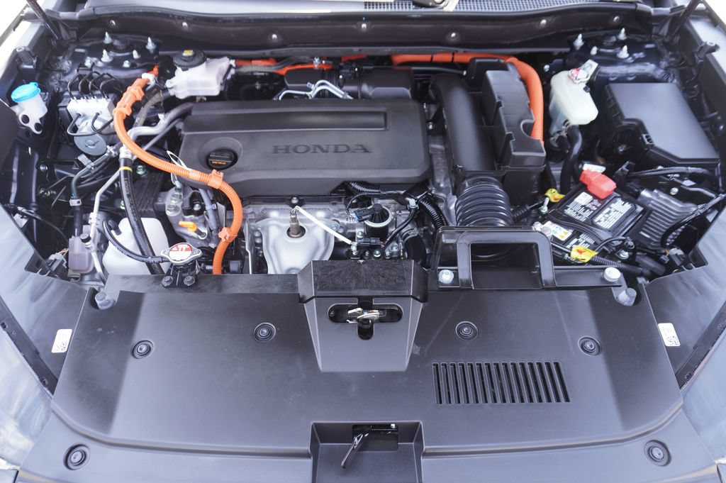 Used 2025 Honda CR-V Sport Touring image 23