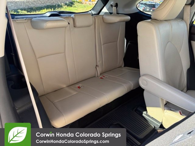 Used 2021 Toyota Highlander Limited AWD/4WD image 30