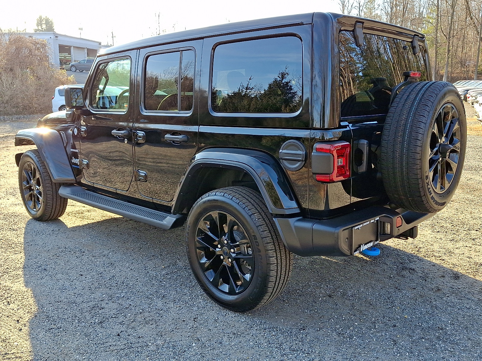 Used 2024 Jeep Wrangler Sahara w/ Safety Group image 4