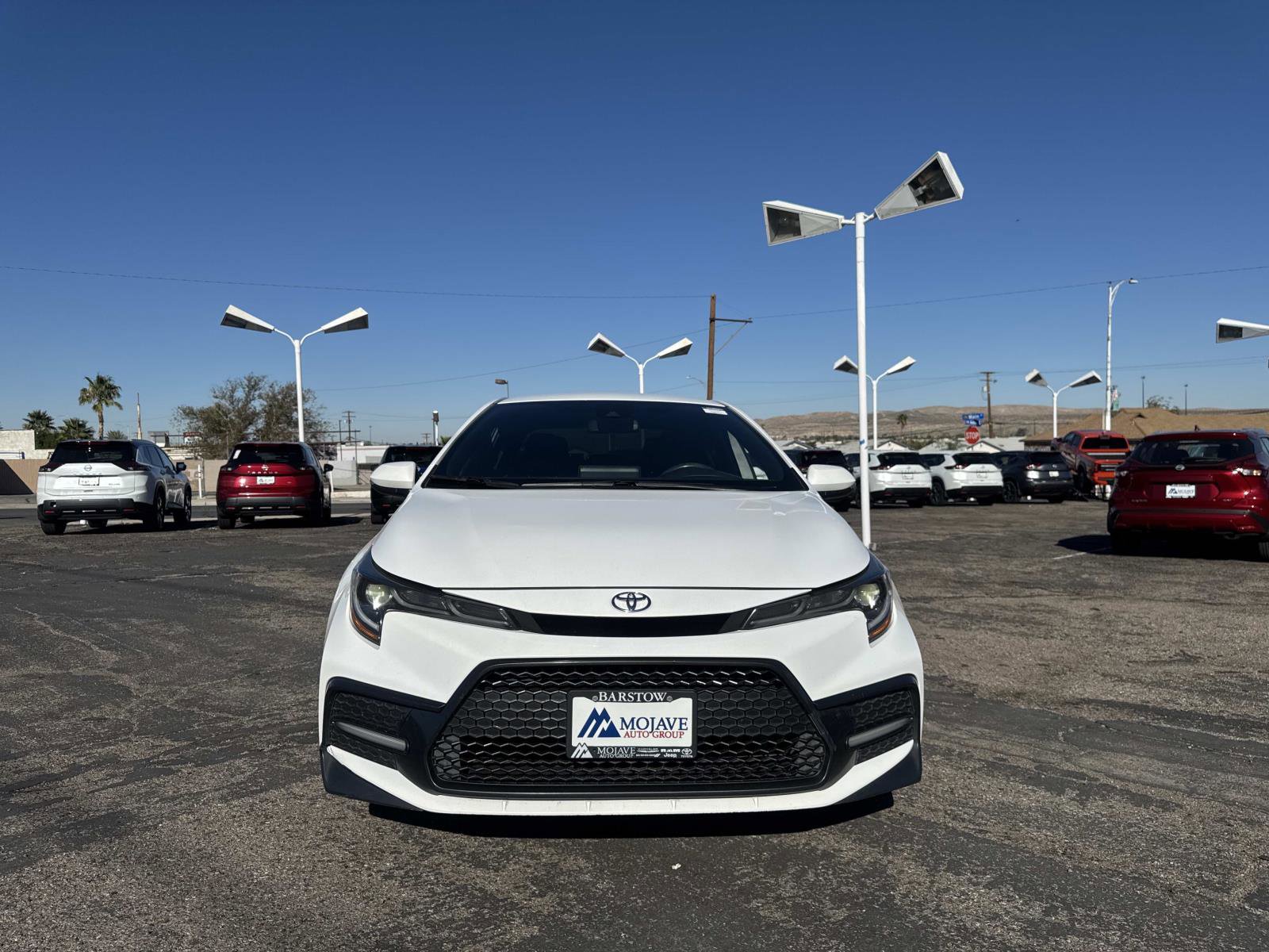 Used 2022 Toyota Corolla SE image 2