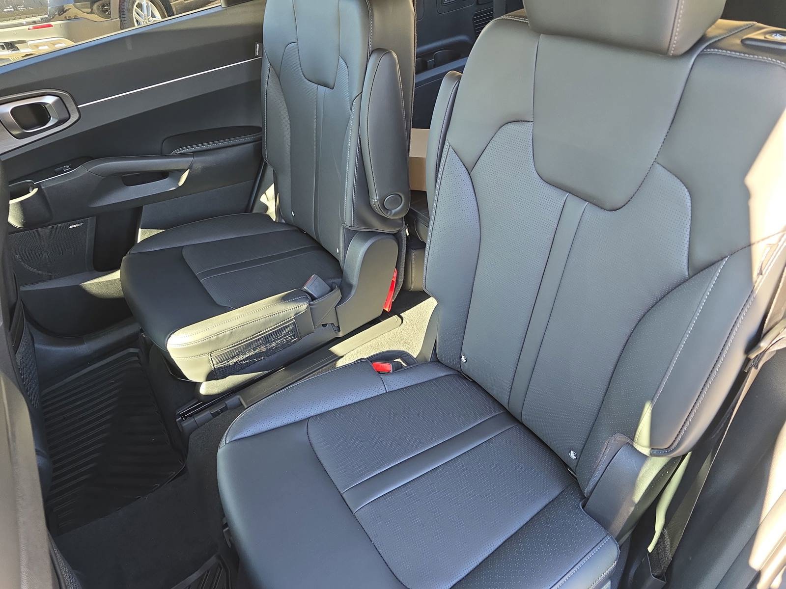 New 2026 Kia Sorento X-Line EX AWD/4WD image 16