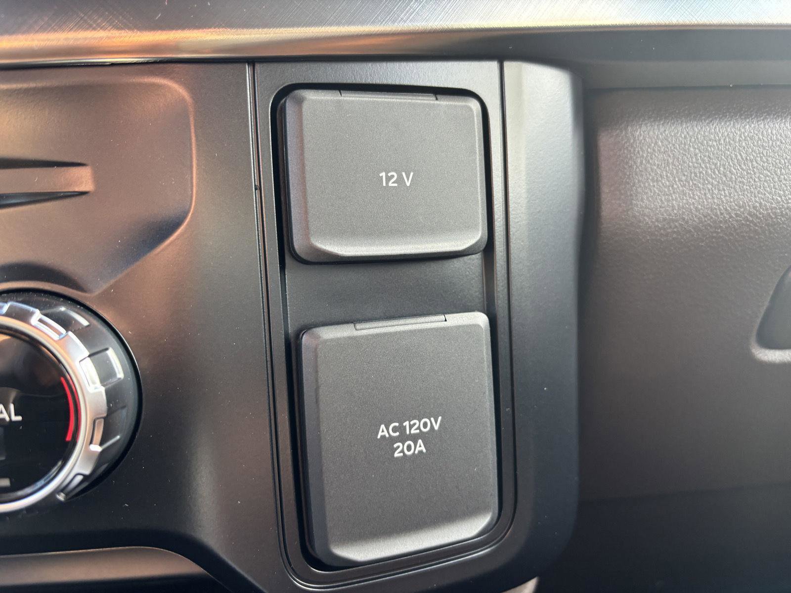 New 2025 Ford F350 King Ranch image 27