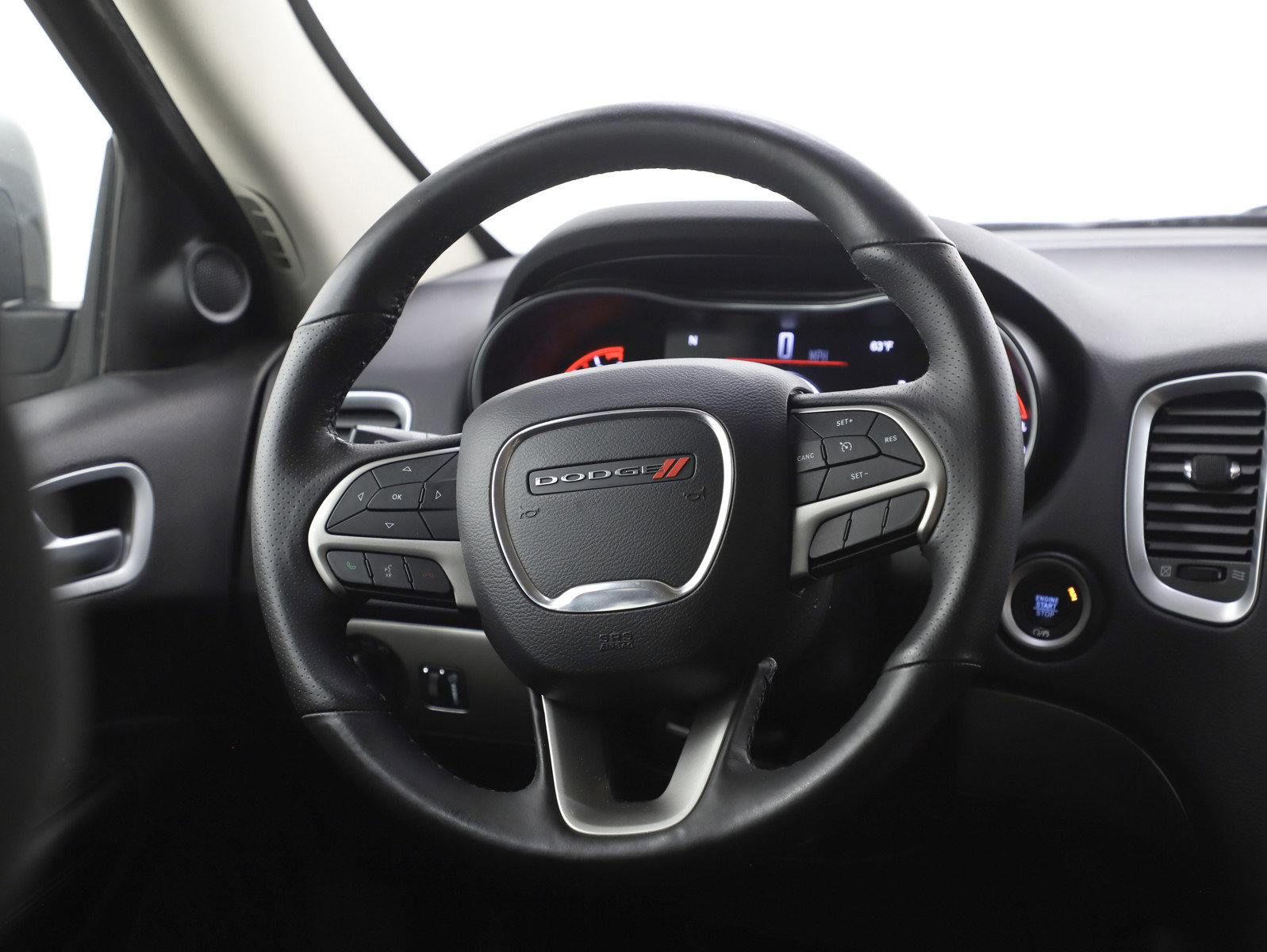 Used 2020 Dodge Durango SXT image 17