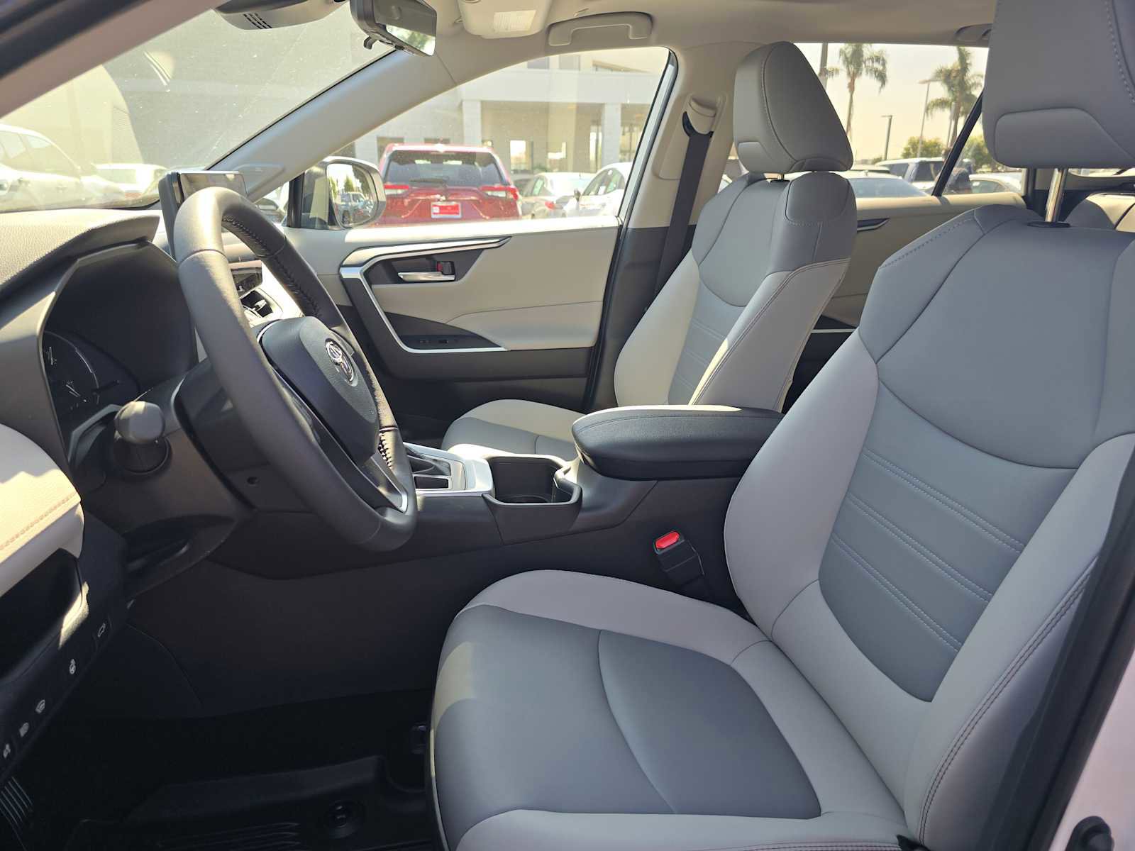 Certified 2025 Toyota RAV4 XLE Premium image 23