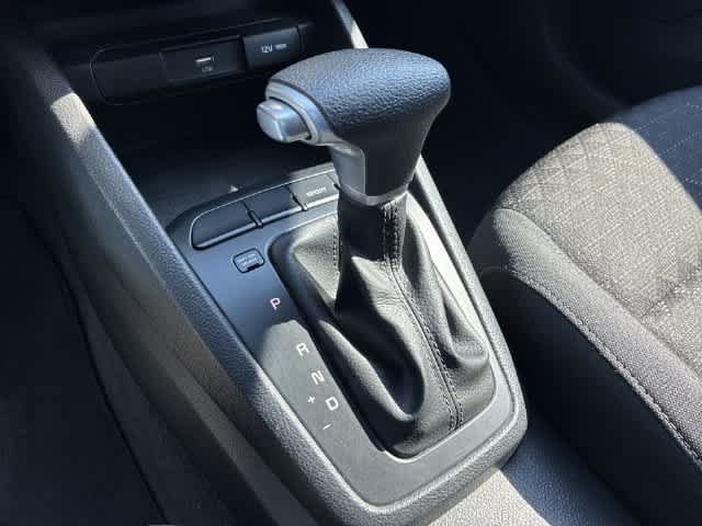 Used 2023 Kia Rio S FWD image 33