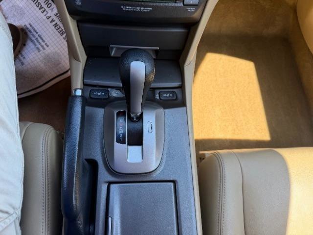 Used 2011 Honda Accord EX-L image 26