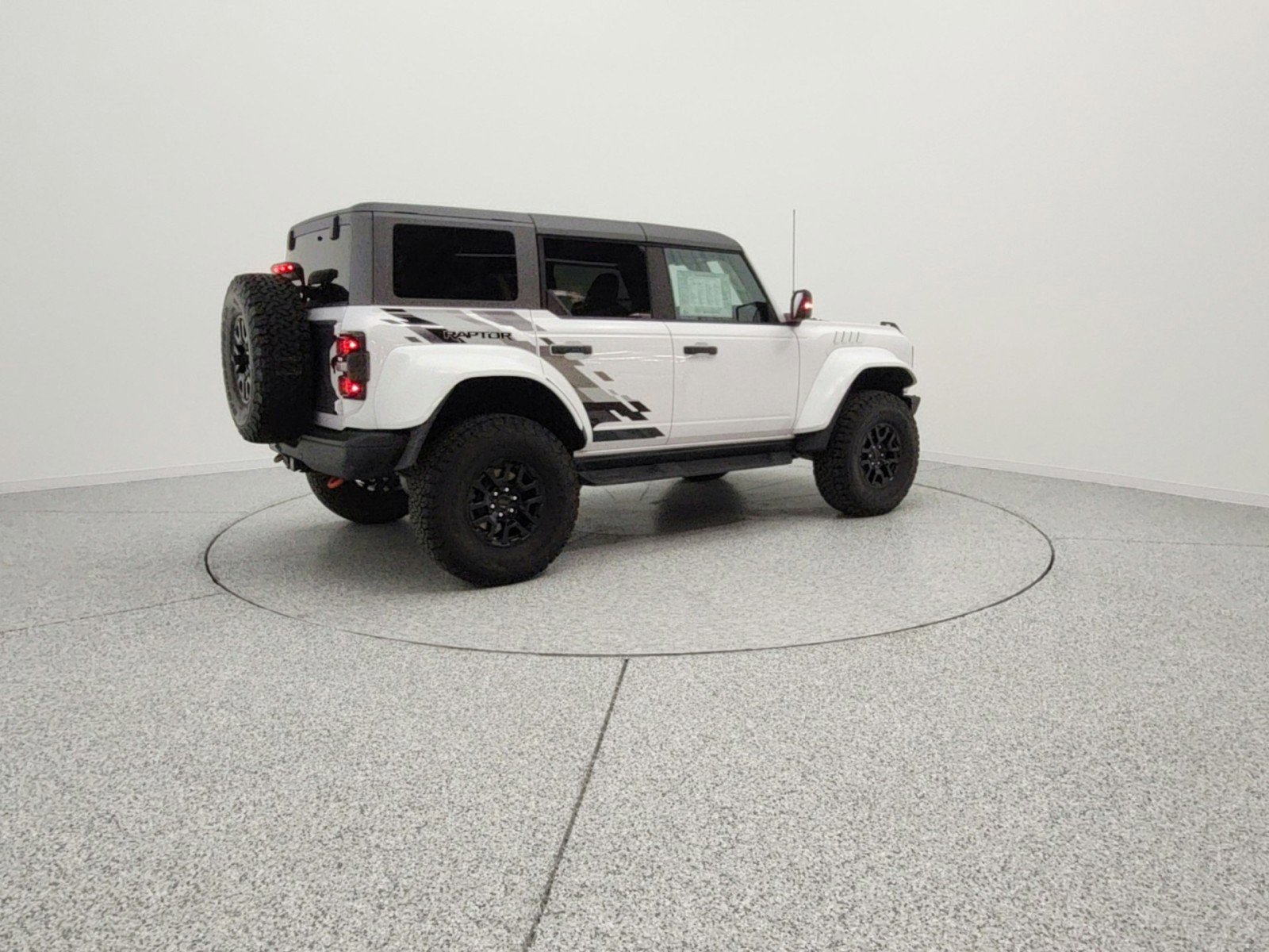 Used 2024 Ford Bronco Raptor w/ Interior Carbon Fiber Pack 6 AWD/4WD image 5