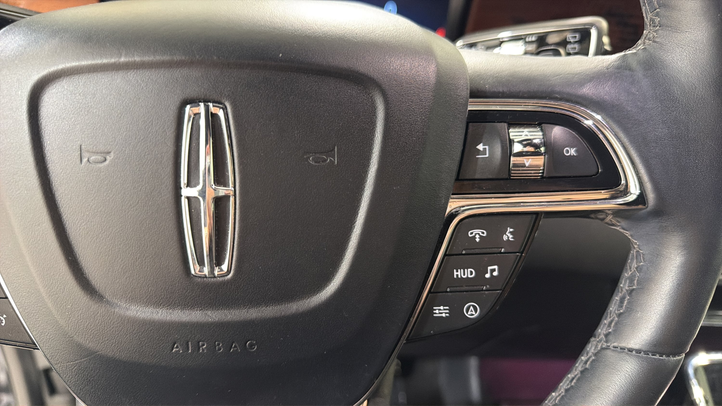 Used 2024 Lincoln Navigator Black Label AWD/4WD image 13
